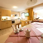 Apartment Gaestehaus Stefan Klotz *